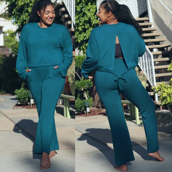 Fabletics Flare Jogger Anna Tie Back Top Set High Waisted Soft Fleece Fjord M - Picture 1 of 16